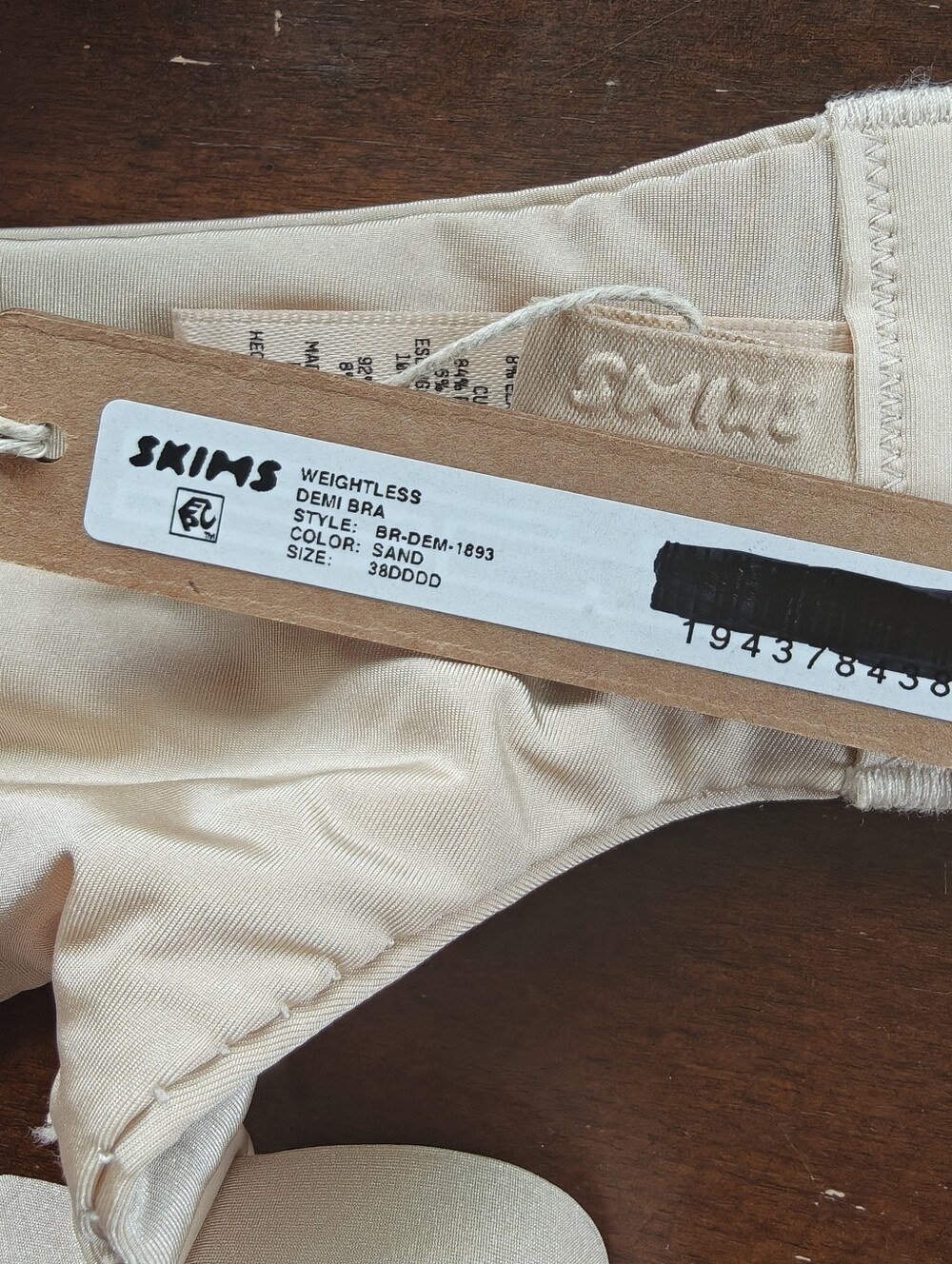 Skims Weightless Demi Bra New NWT 38DDDD Sand sheer nude 38G - Picture 9 of 9
